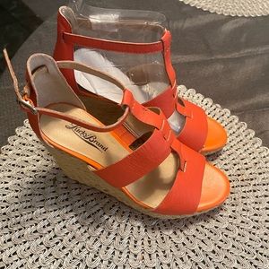 NWOT Lucky Brand orange wedges (7.5)